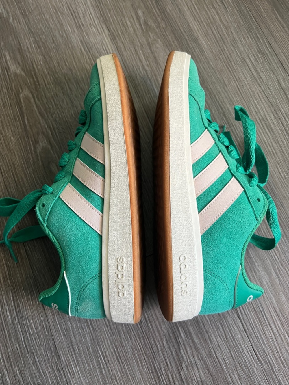 adidas Women’s Suede Sneakers with Pale Pink Stripes Women’s Size 8 1/2